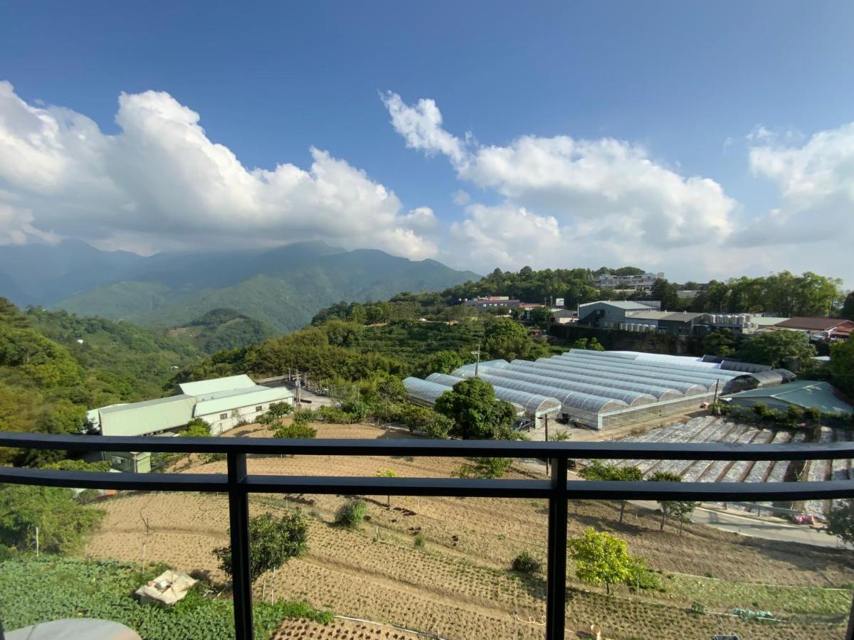清境依山舞林民宿 Ren'ai Esterno foto