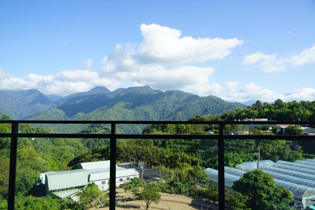 清境依山舞林民宿 Ren'ai Esterno foto